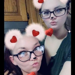 Meet your Posher, Cydney